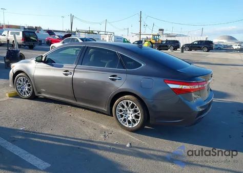 2013 Toyota Avalon Hybrid Limited z USA, uszkodzony, nr VIN 4T1BD1EB6DU001967